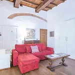 Apartman Lambertesca Loft By Mmega